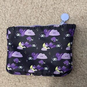 Squishable mini pouch
